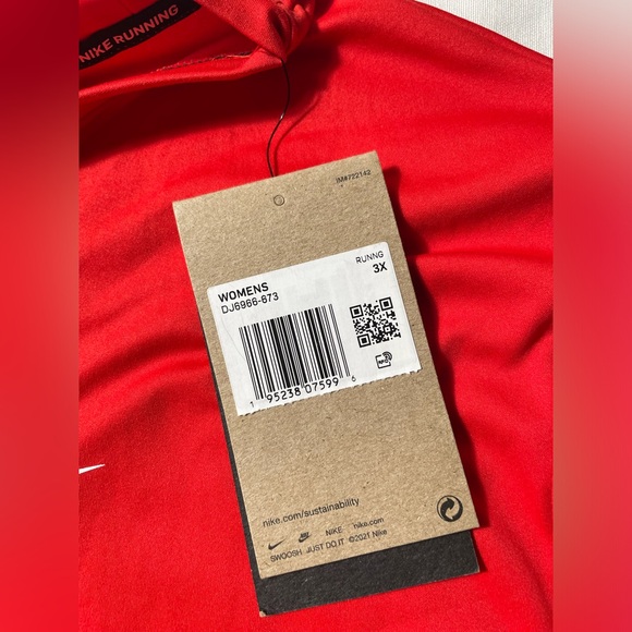 NWT Nike Running Red Graphic T shirt women’s size 3X - Picture 5 of 6